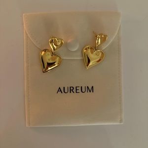 Aureum collective gold heart earrings
